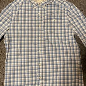 Long sleeved casual shirt